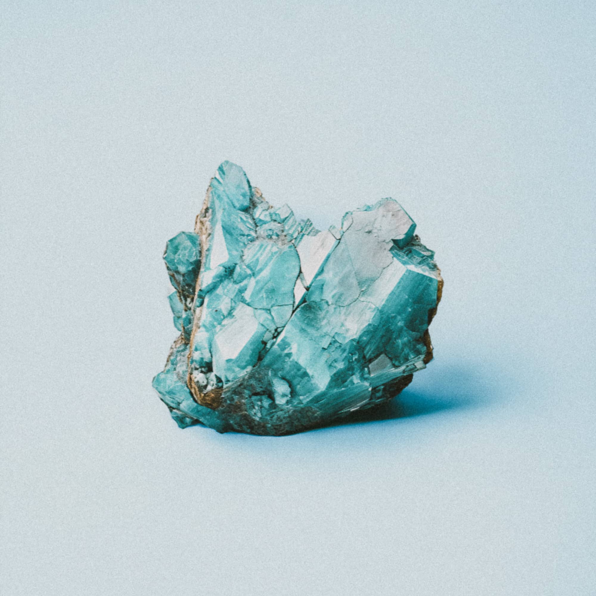 Turquoise : Vertus, Propriétés et Signification de la Pierre