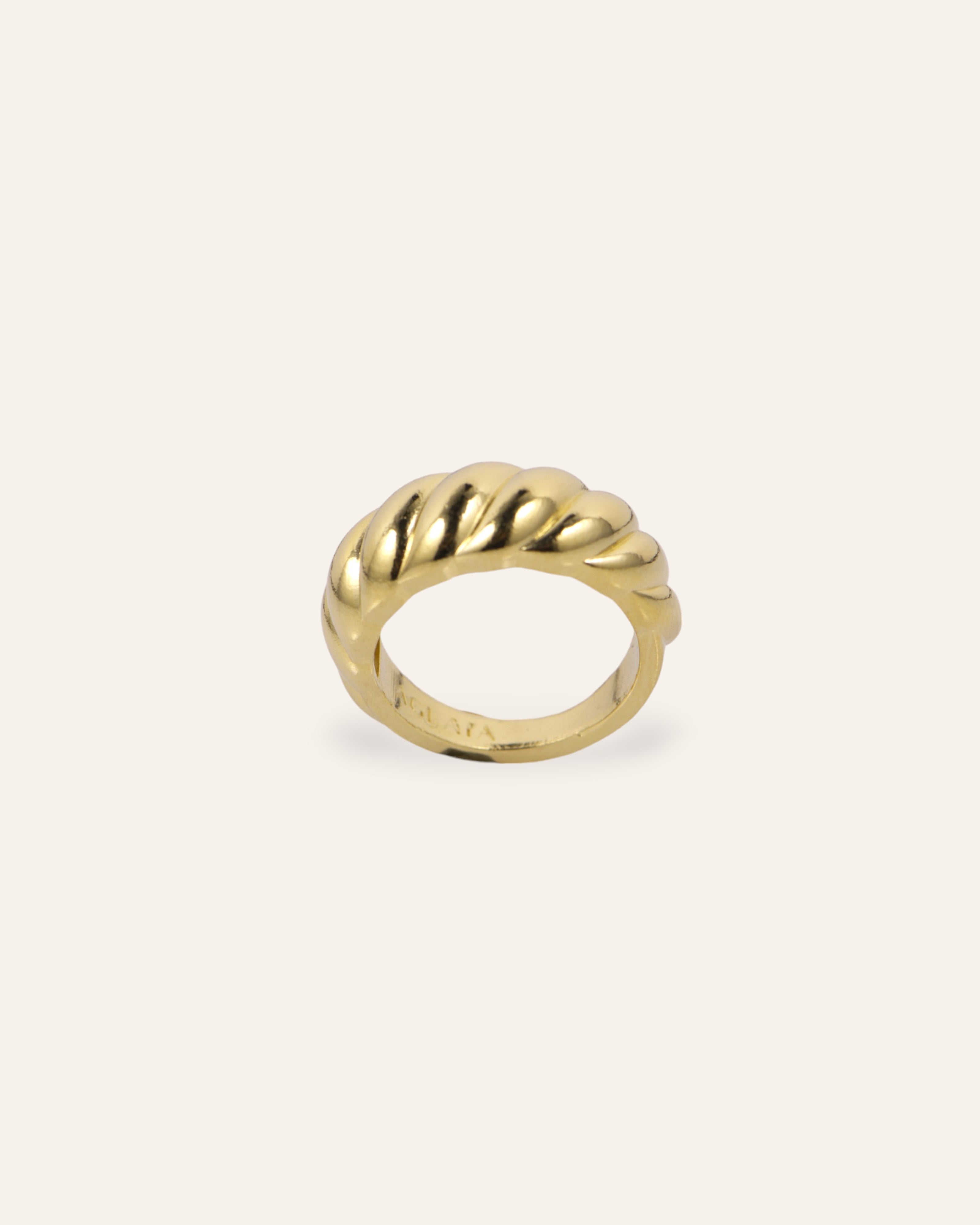 Thea Crescent Ring 18k Gold Plated