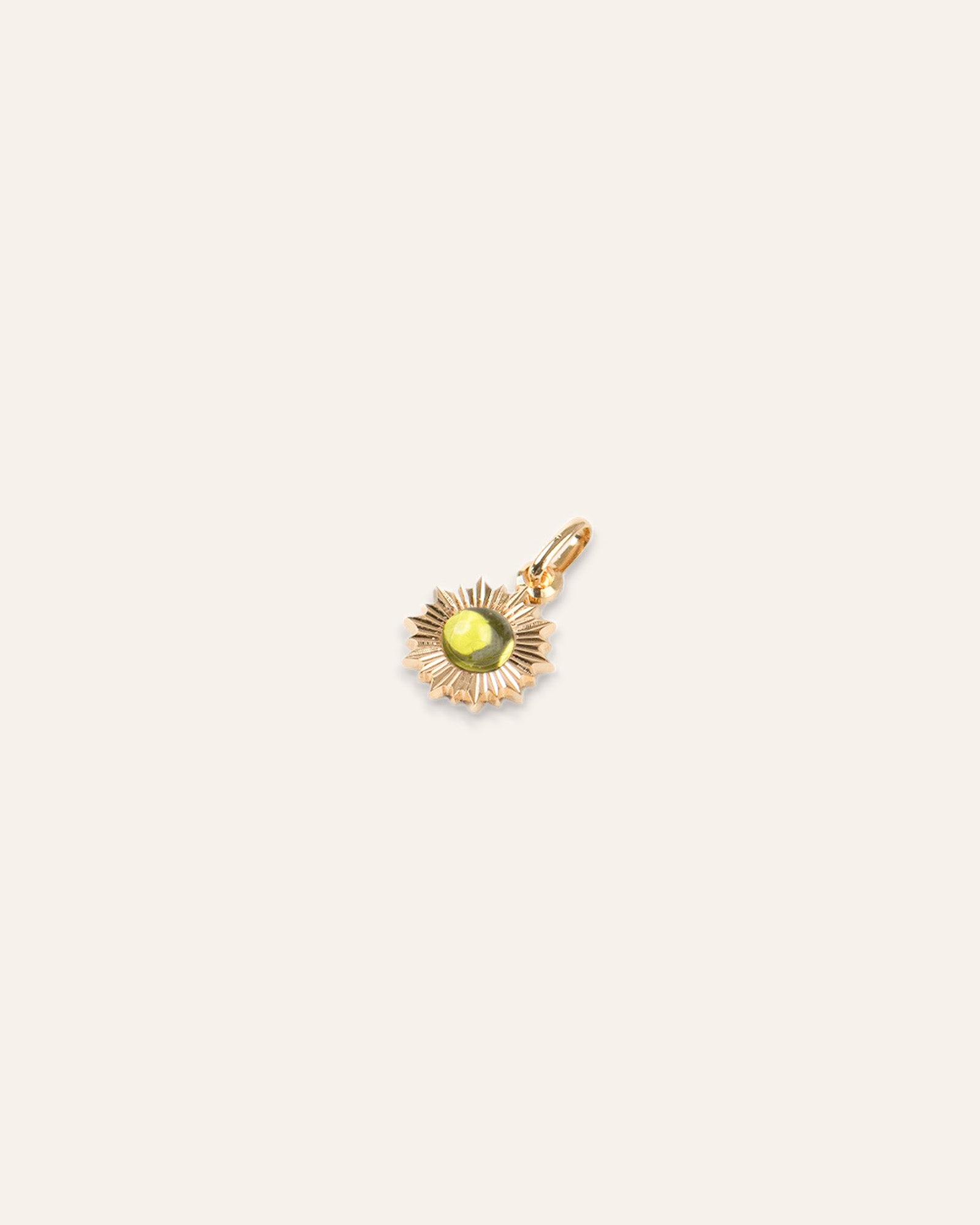 Colgante Sol Ilios Piedra de Nacimiento de Agosto Chapado en Oro 18k / Peridoto
