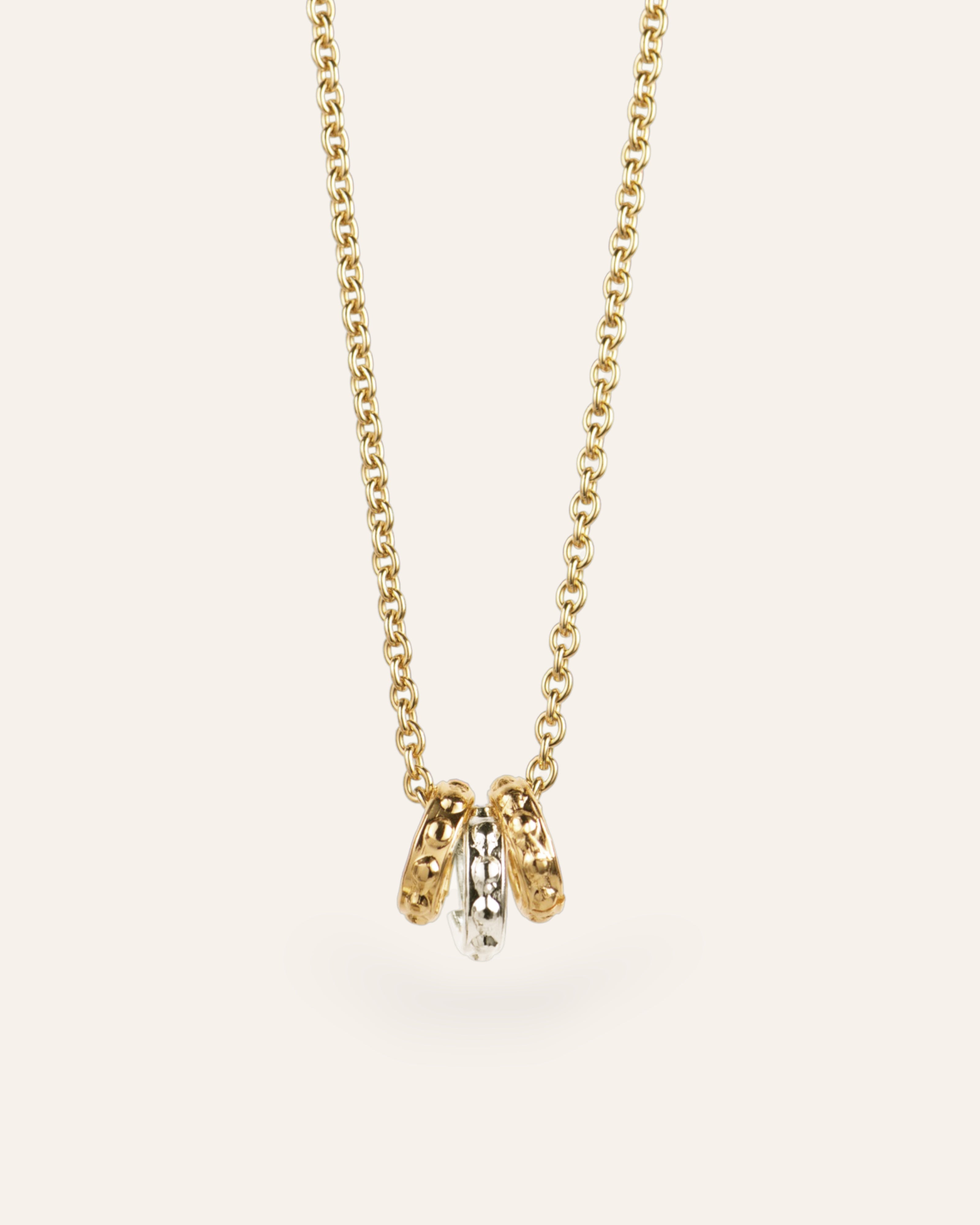 Collar Bella