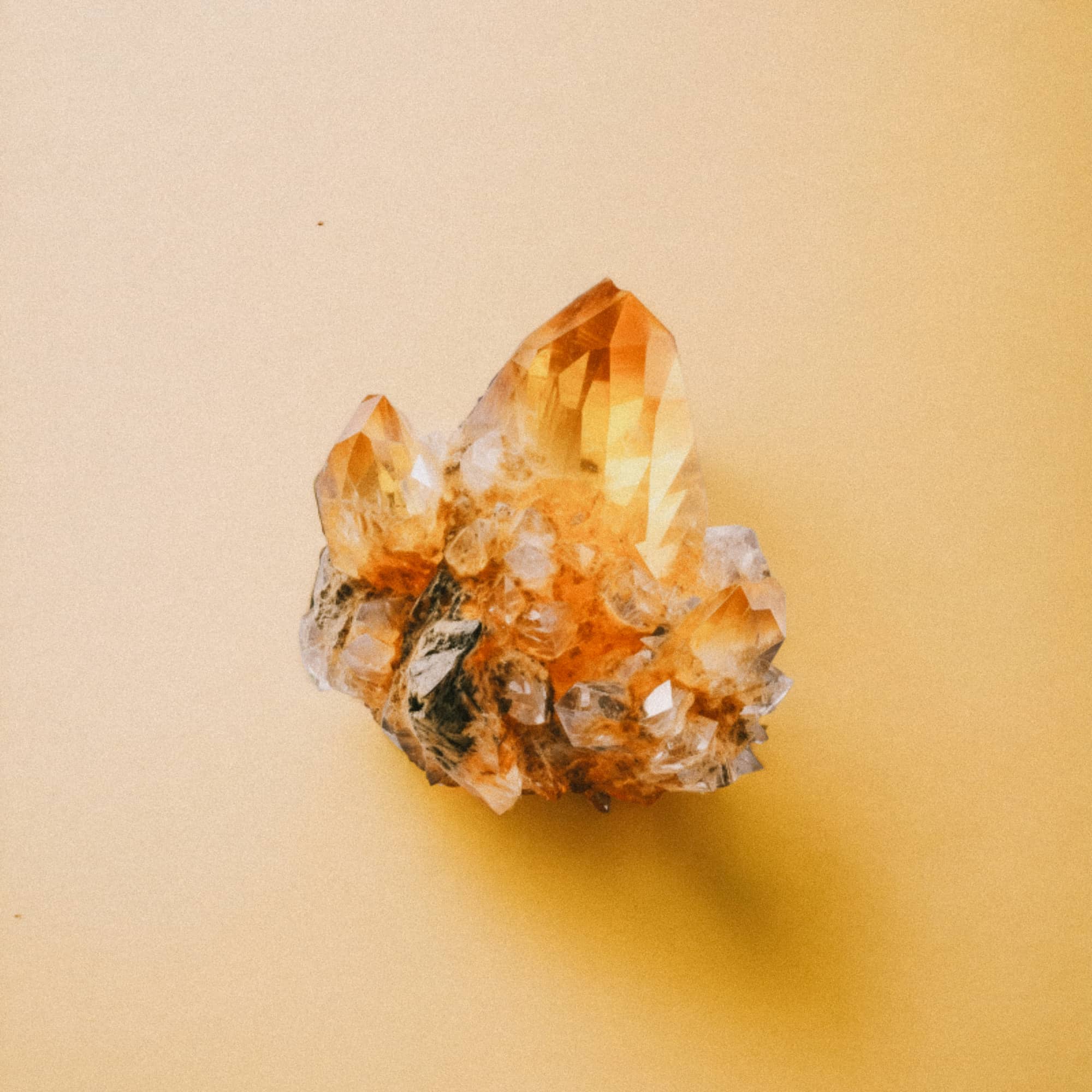 Citrine : Vertus, Propriétés et Signification de la Pierre