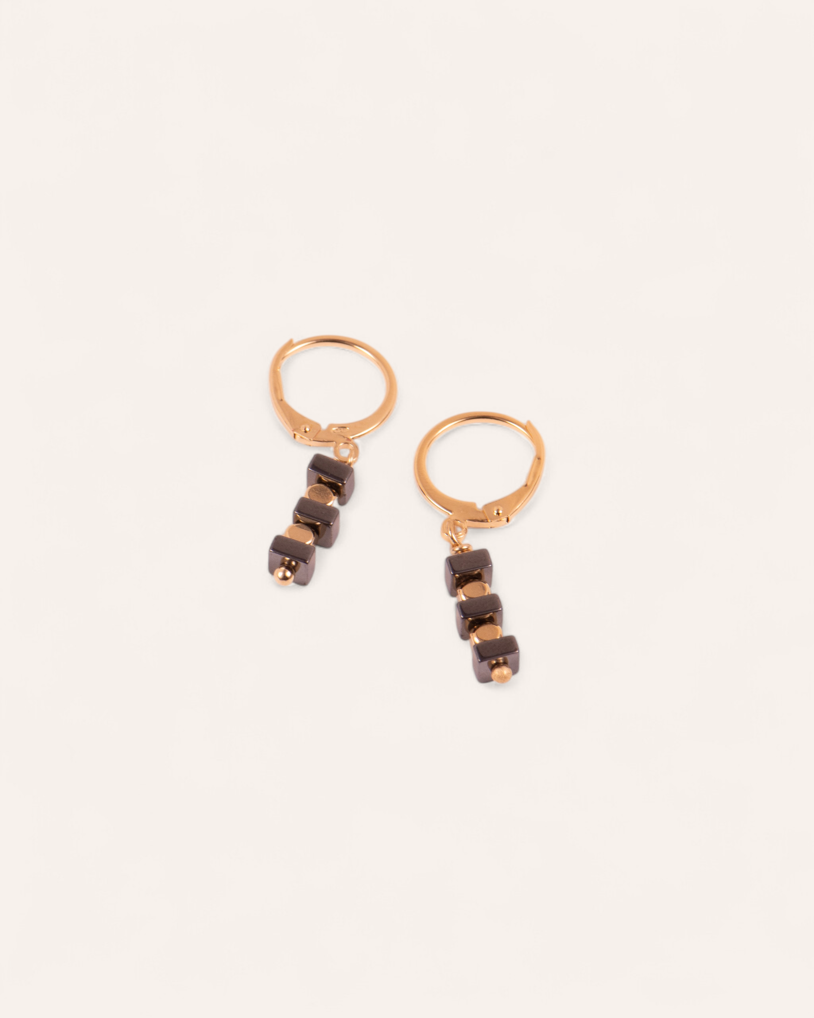 Boucles d'oreilles Kora Doré à l'Or Fin 24ct / Hématite