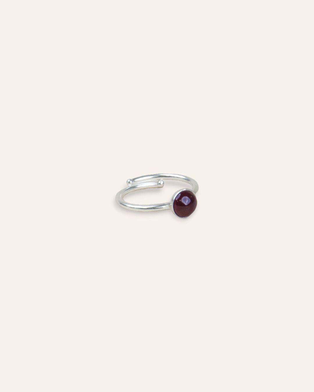 Anillo Fino Cloe Plata de Ley 925 / Granate