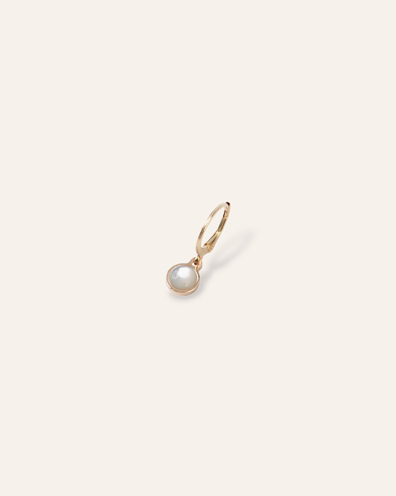 Dormeuse Harmonie Pierre de Naissance Juin Plaqué Or 18ct / Nacre  