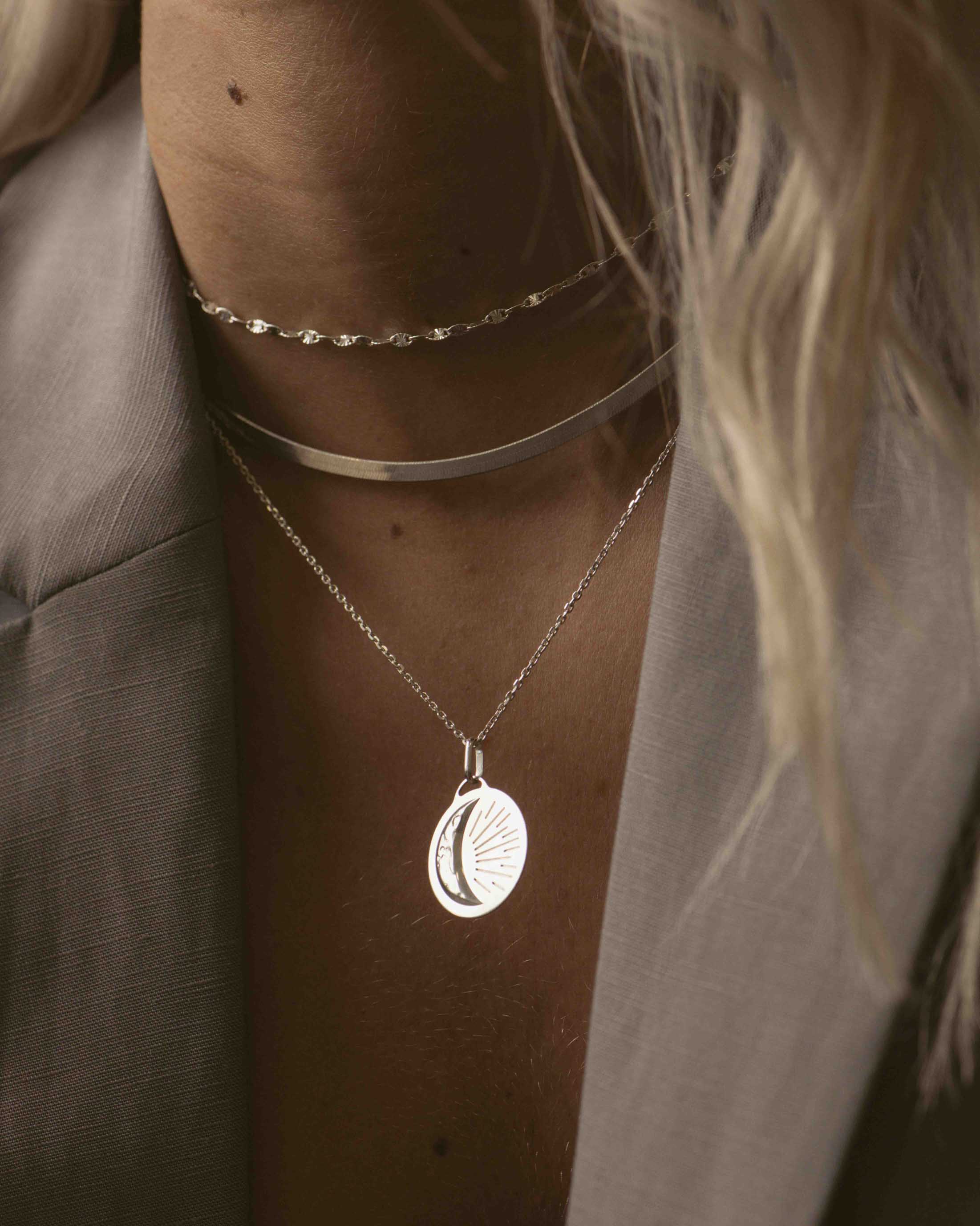 Baly necklace