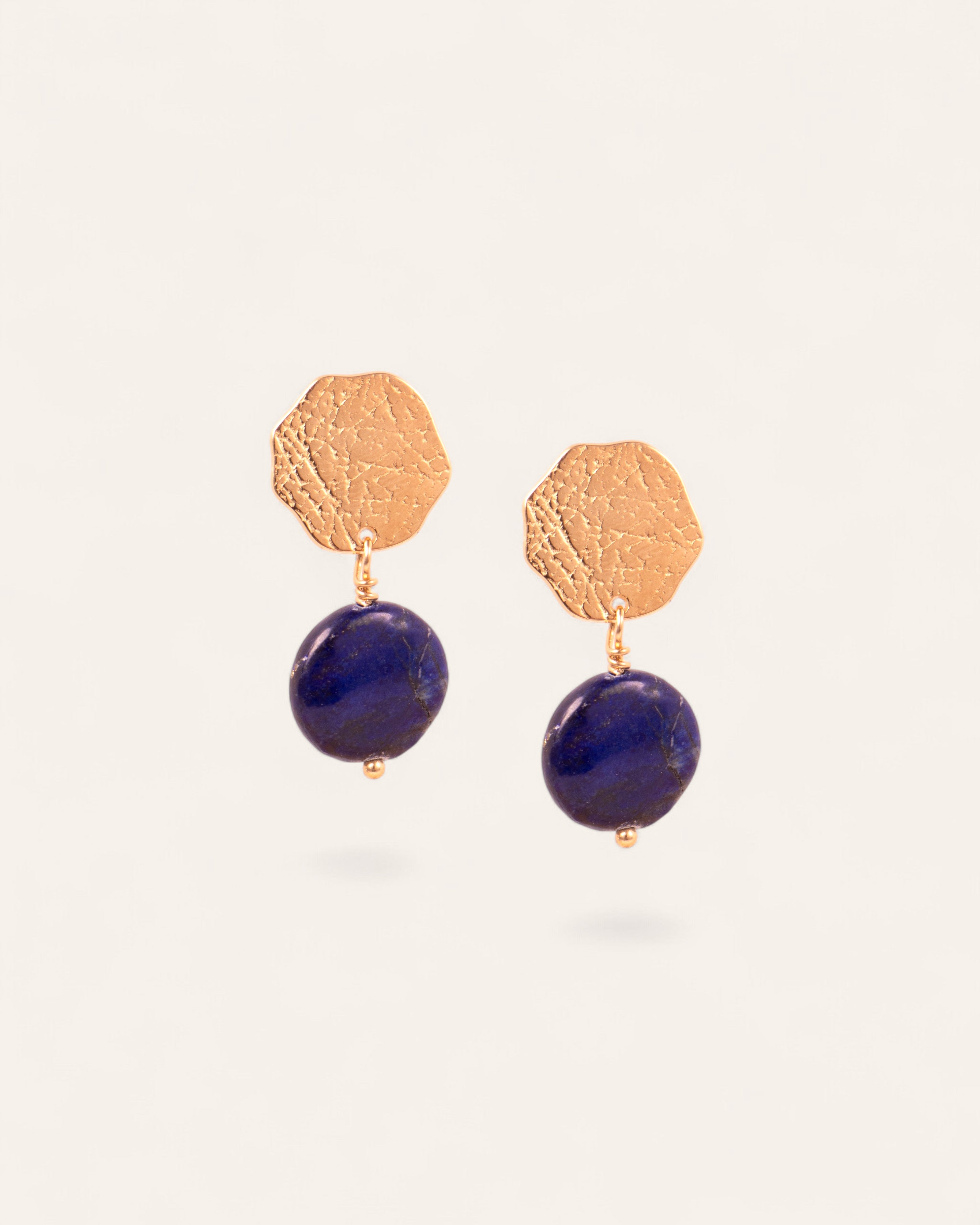 Boucles d'oreilles Pendantes Rondes Maud Doré à l'Or Fin 24ct / Lapis Lazuli