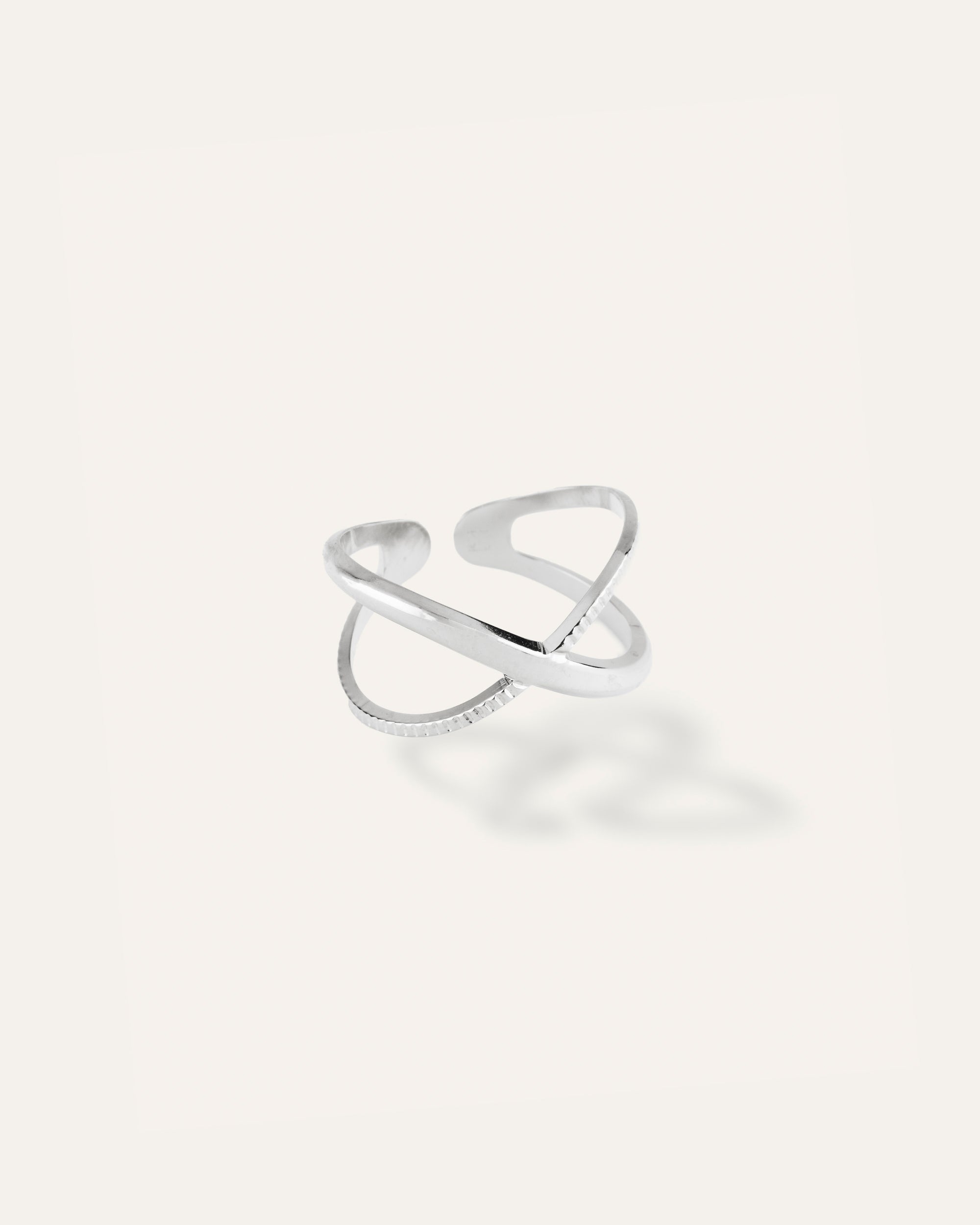 Dahlia silver ring