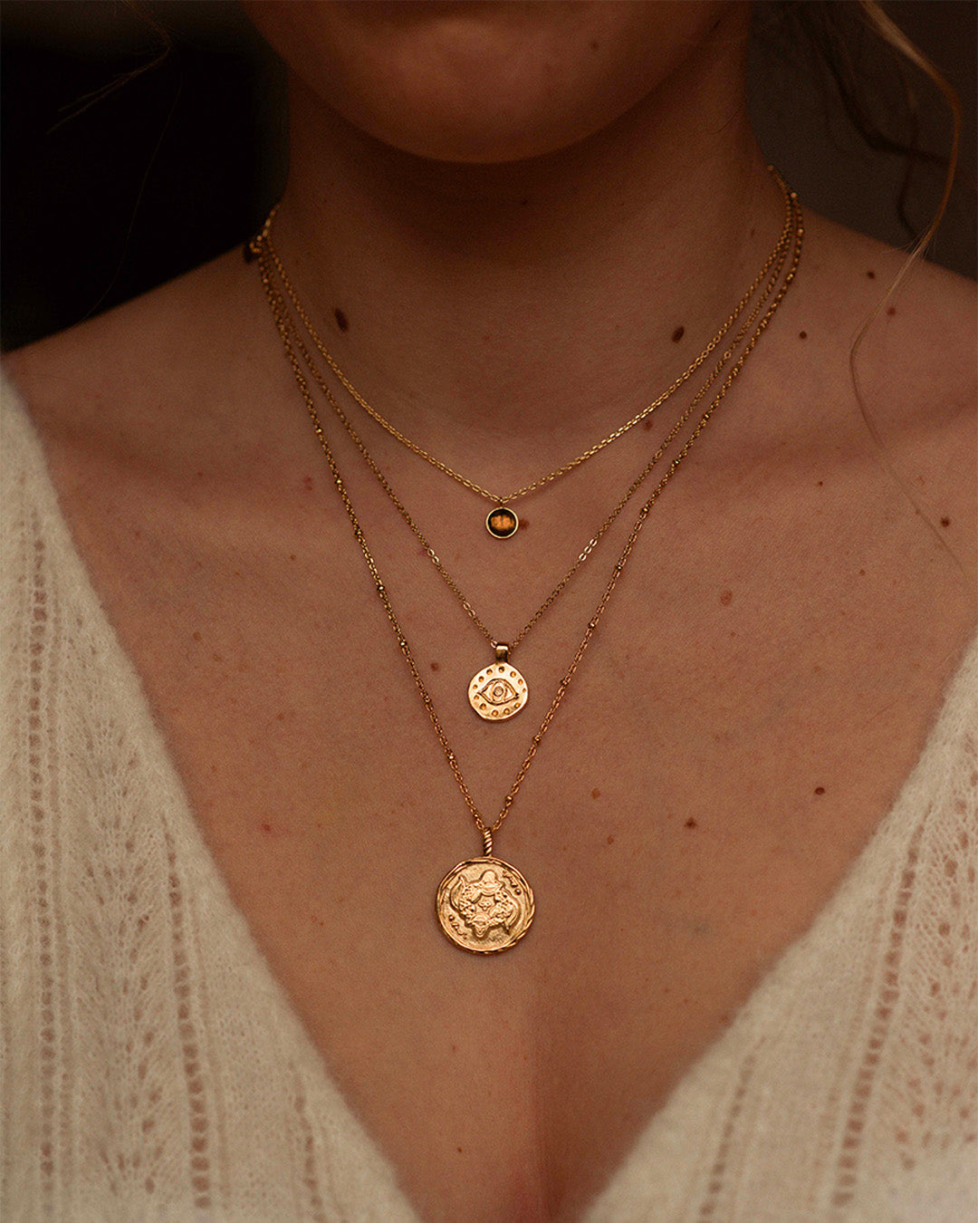 Zahara gold necklace