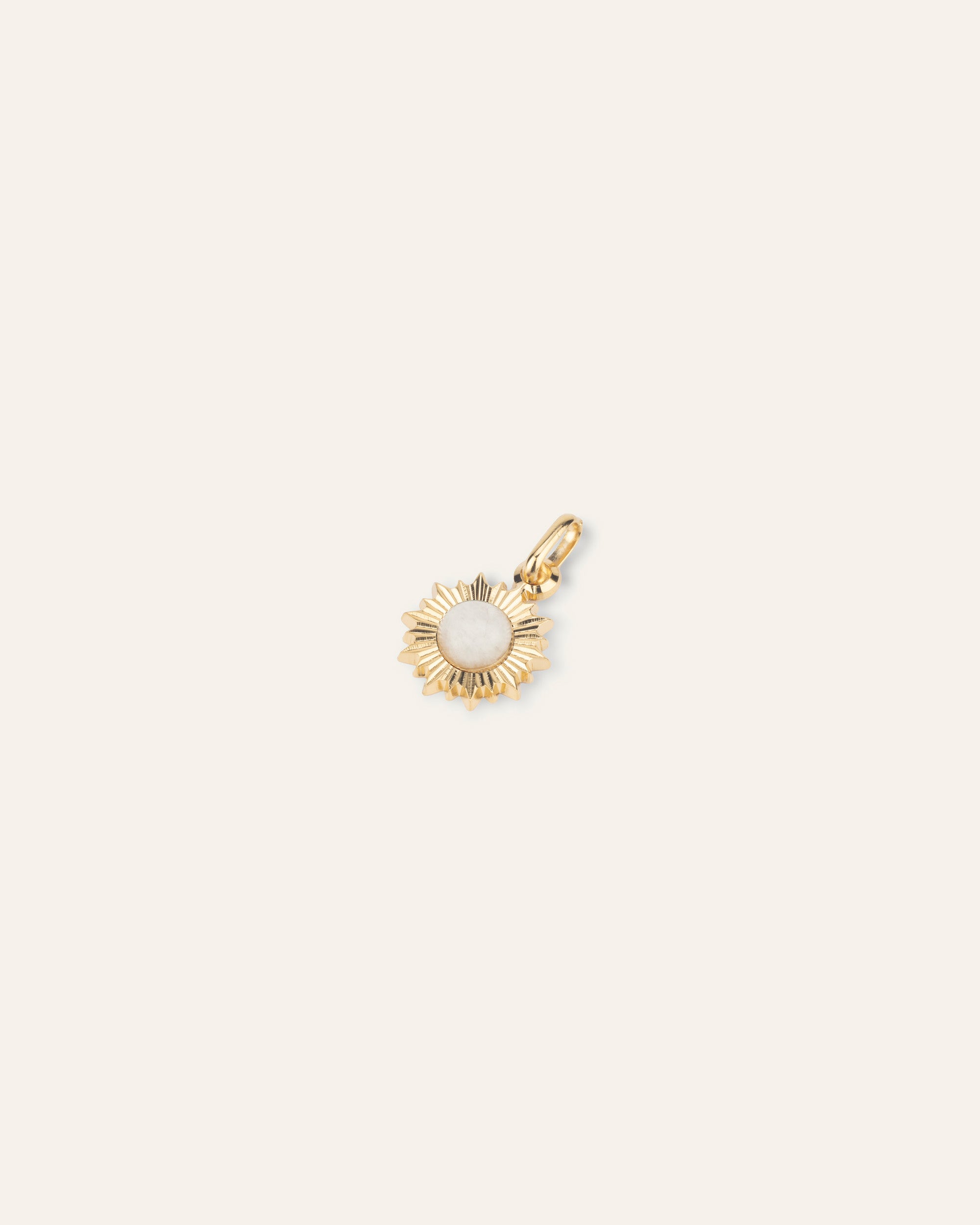 Pendentif Soleil Ilios Pierre de Naissance Avril Plaqué Or 18ct / Pierre de Lune 