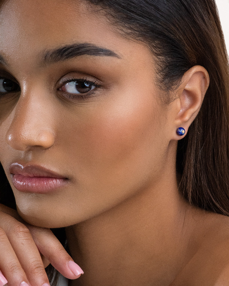 Elegance gold and lapis lazuli stud earrings
