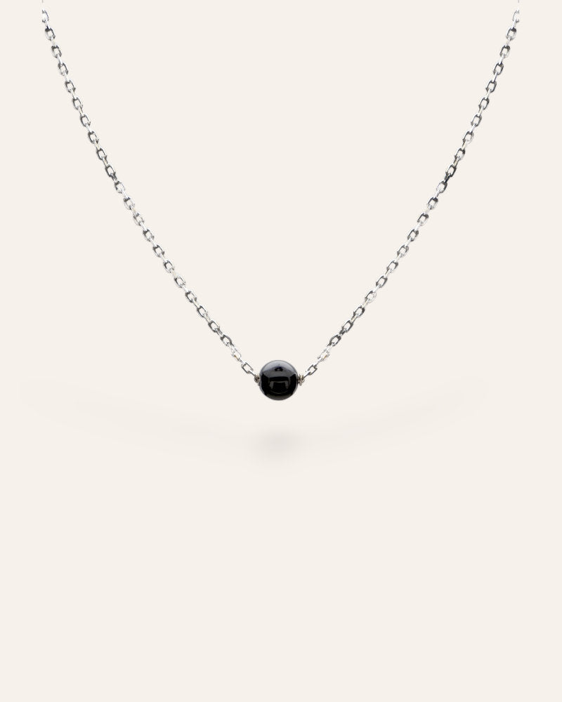 Elegance silver and onyx necklace
