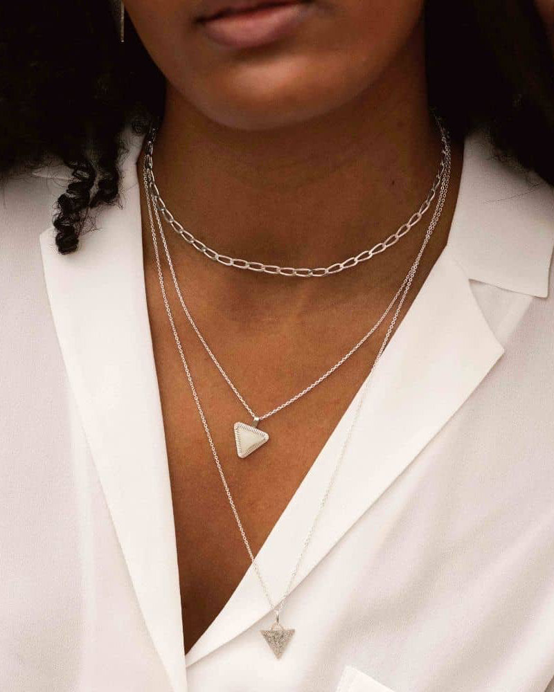 Silver and mother-of-pearl Inaya necklace